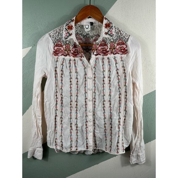 Anthropologie AKEMI + KIN Size S Bouillon Embroidered Floral Button up Shirt - Picture 9 of 10